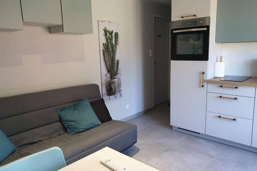 Agreable Logement Pour 4 Pers A Deux Pas De Verdun Apartman Haudainville Kültér fotó