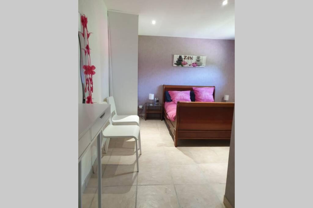 Agreable Logement Pour 4 Pers A Deux Pas De Verdun Apartman Haudainville Kültér fotó